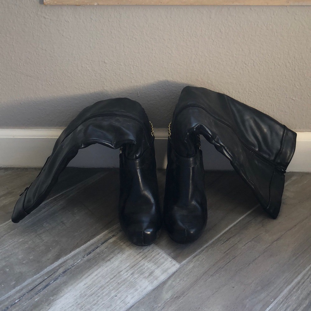 Madeline Black Boots